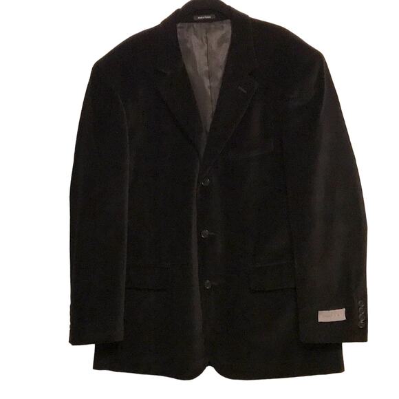 NWOT. Lineal juomo Black Velvet Jacket. 43R - Picture 2 of 6